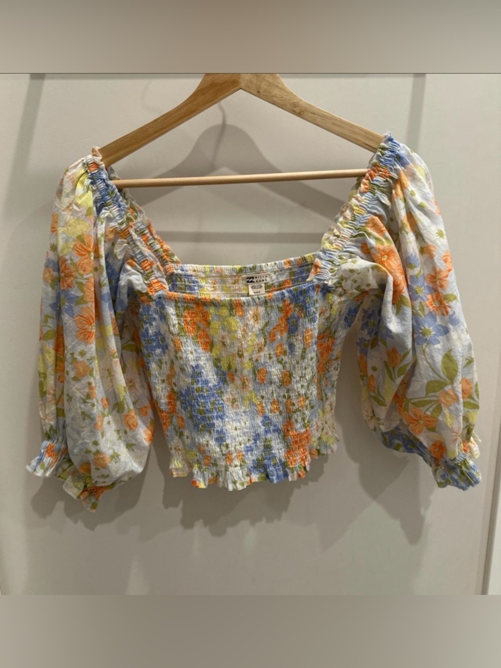 Billabong Floral Smocked Puff Sleeve Crop Top - White/Orange/Blue